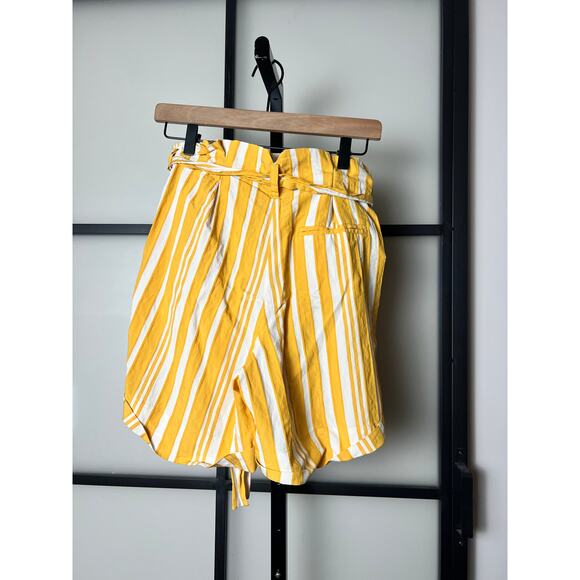 Chinti & Parker Parasol Shorts Size 4 - Picture 2 of 5